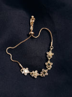 Load image into Gallery viewer, Floral Stone Bracelet
