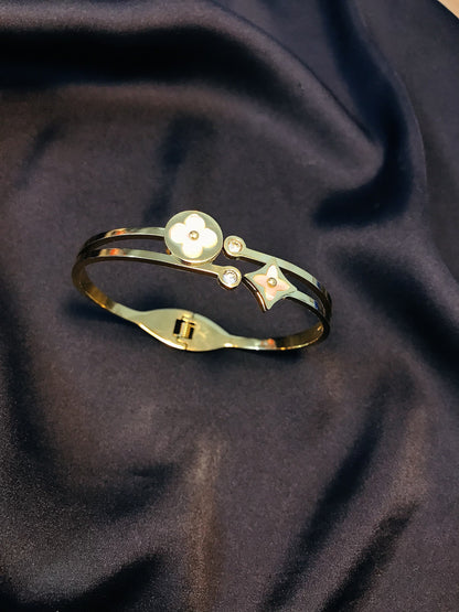 Luis Bangle Bracelet-07