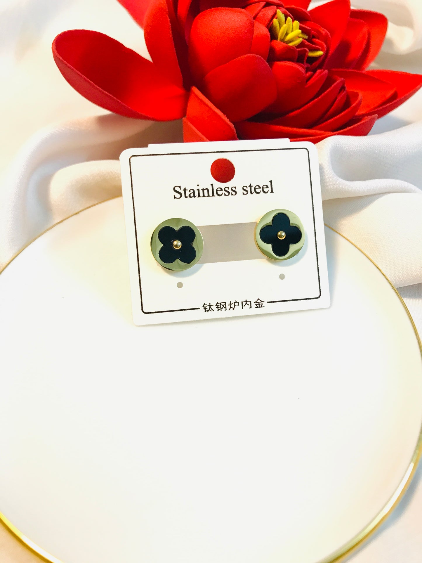 Stainless Golden stud earring