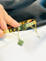Load image into Gallery viewer, Luis Bangle titanium bracelet
