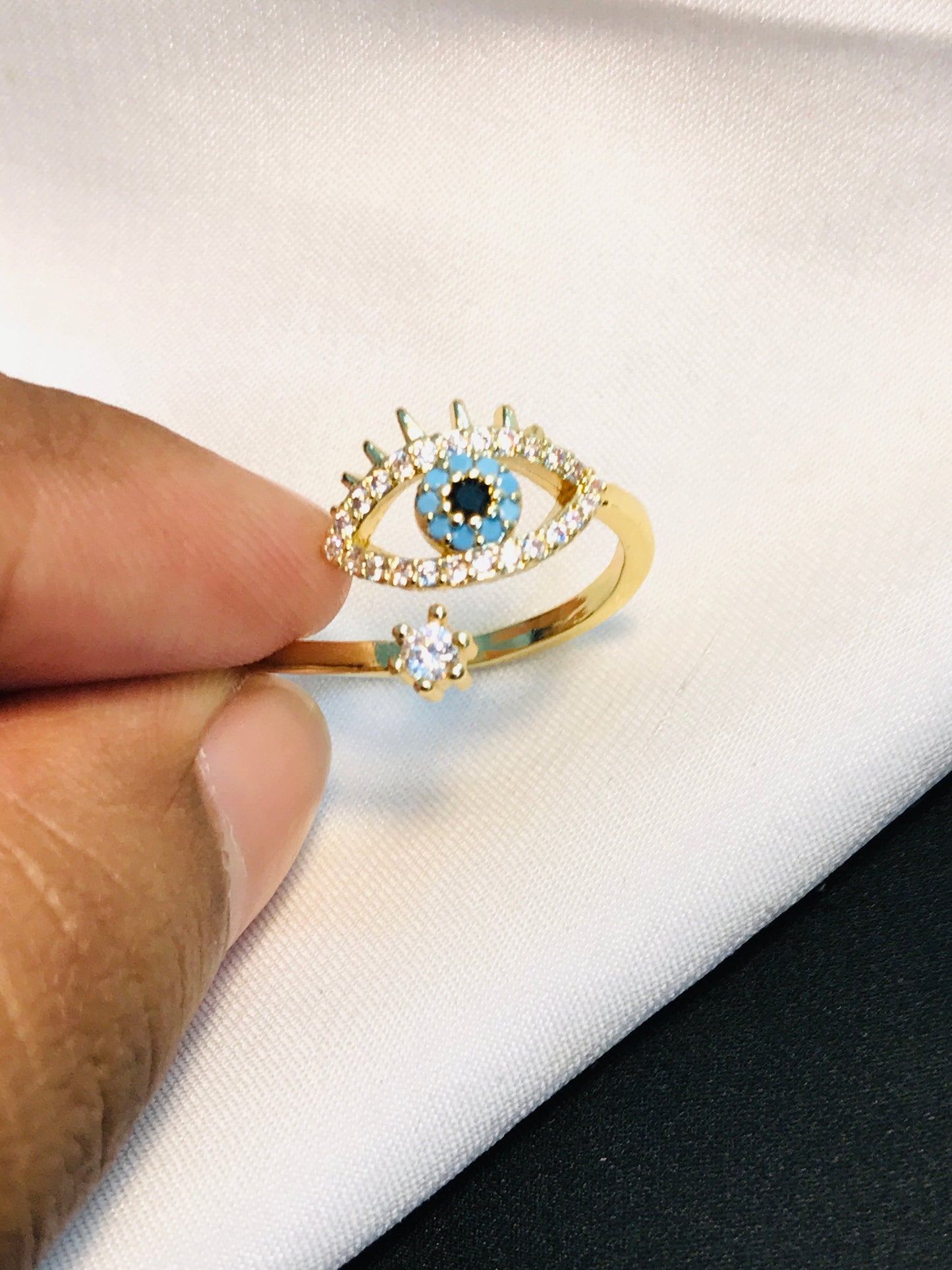 Eye Sign Finger Ring
