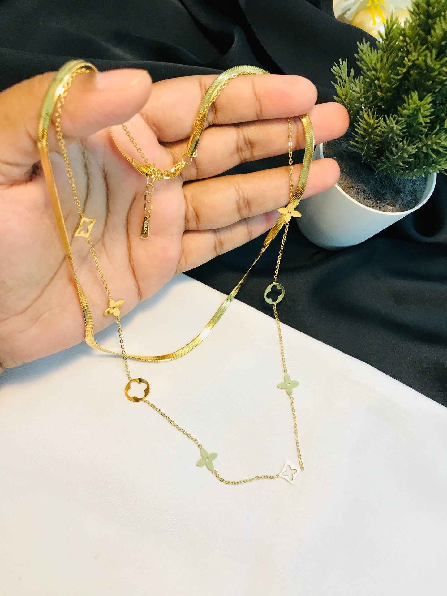 Luise Double layer pendant