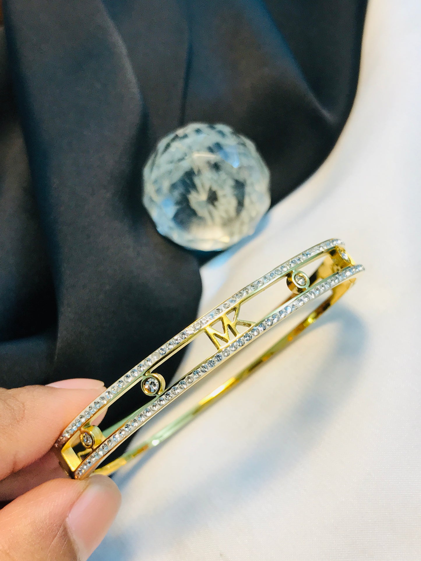 M Corss Bangle Bracelet-03