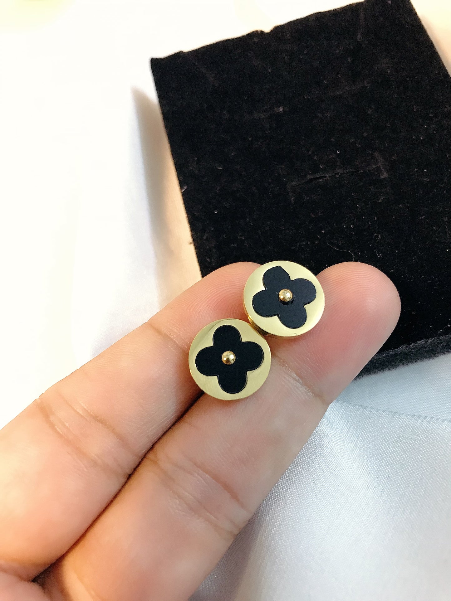 Stainless Golden stud earring