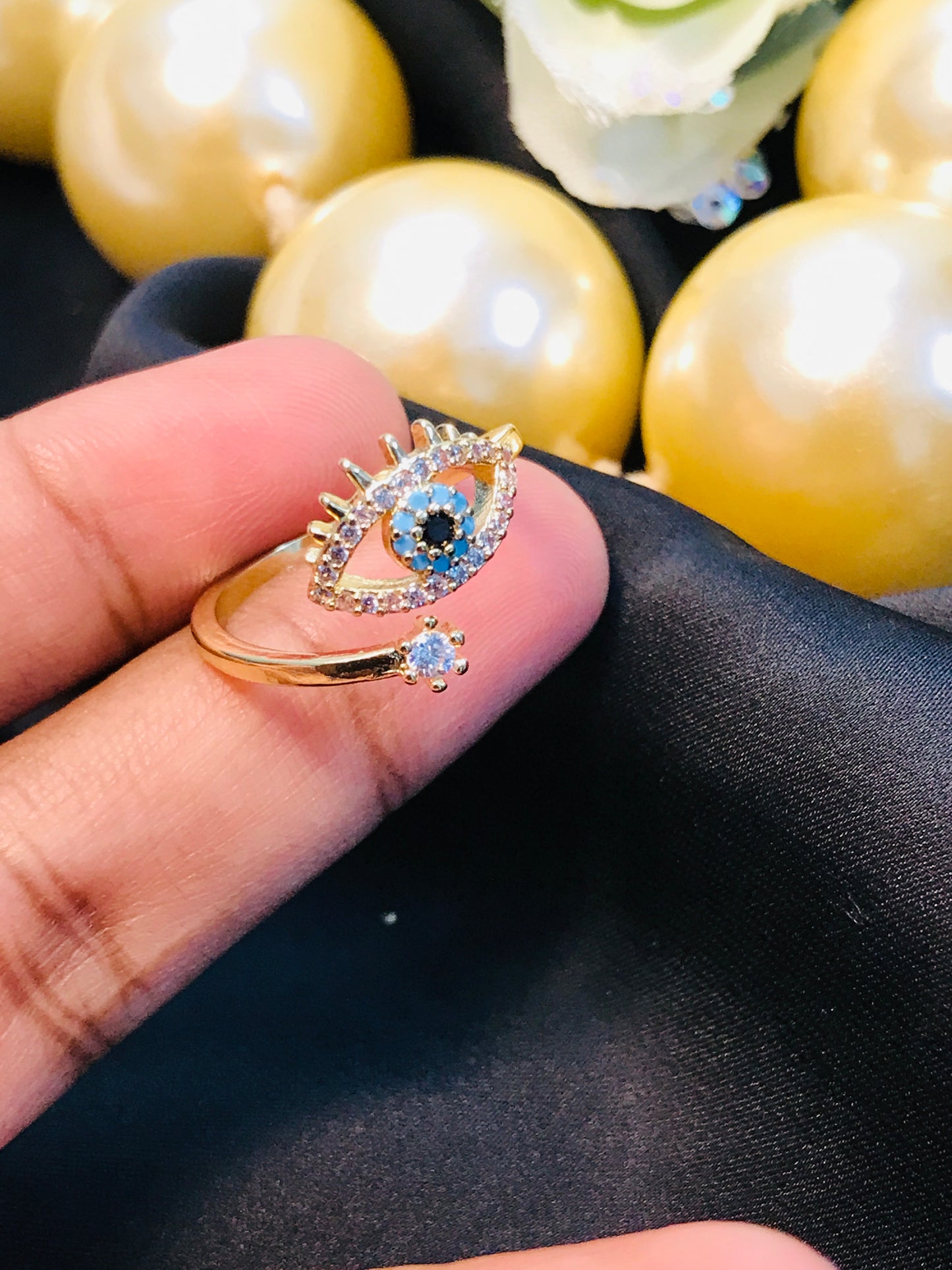 Eye Sign Finger Ring