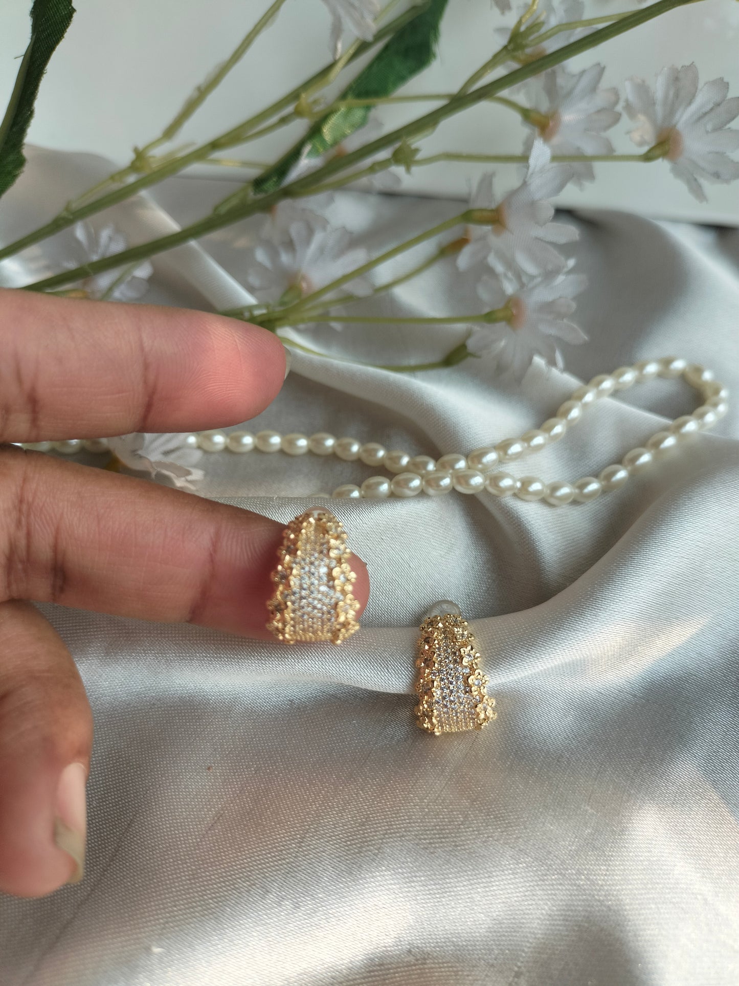 Stony Half Circle Golden -001