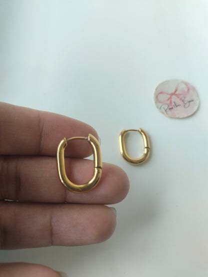 Tiny Square metallic hoop