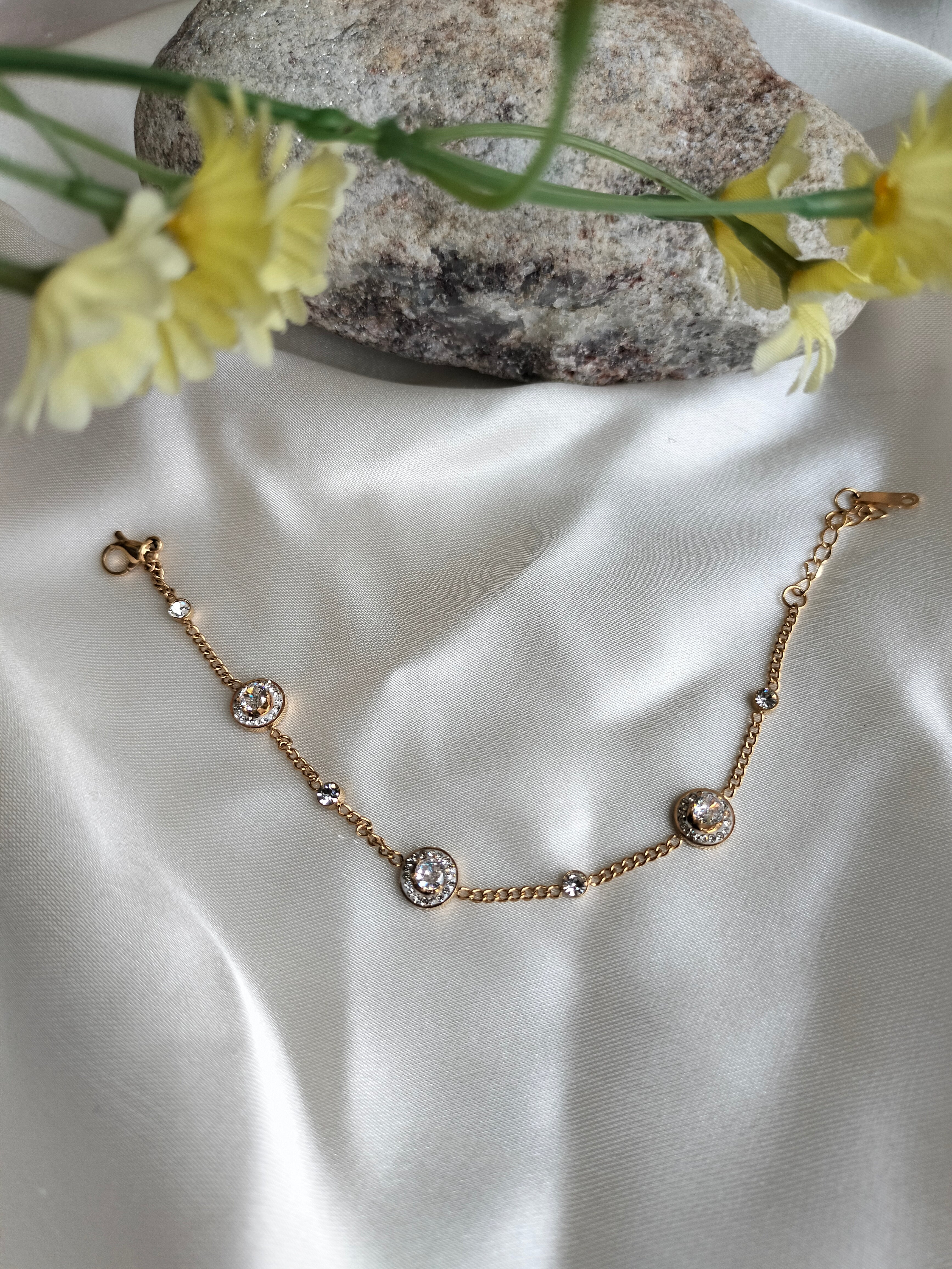 White Stony Bracelet