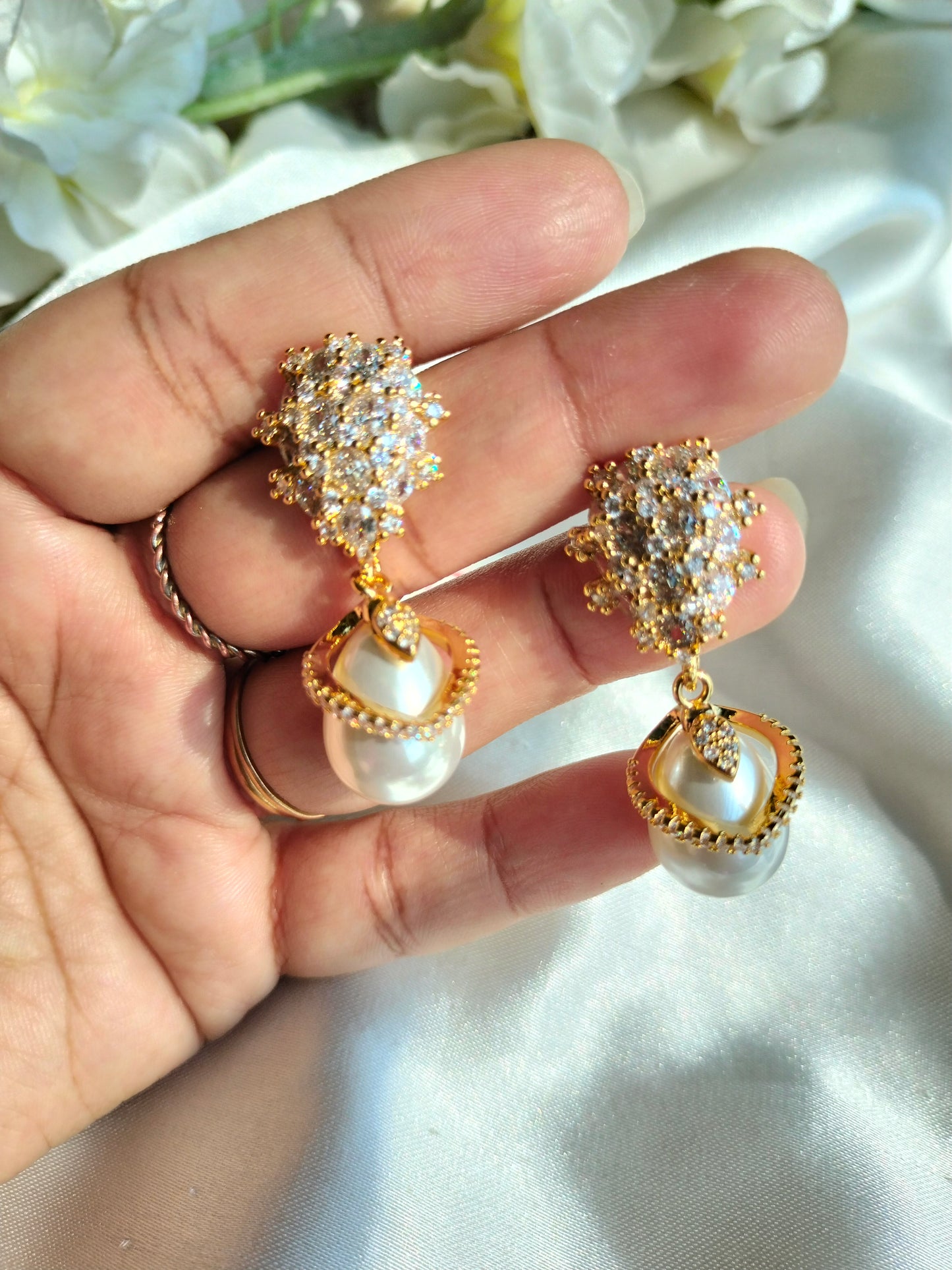 Pearl Drop earring