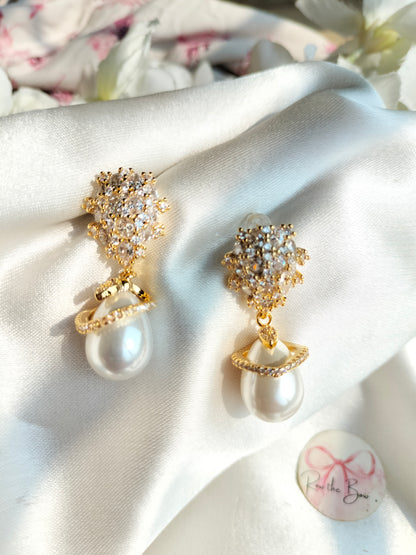 Pearl Drop earring
