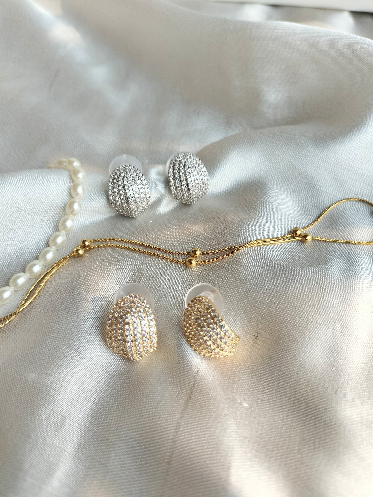 Luna Shimmer Stud Silver