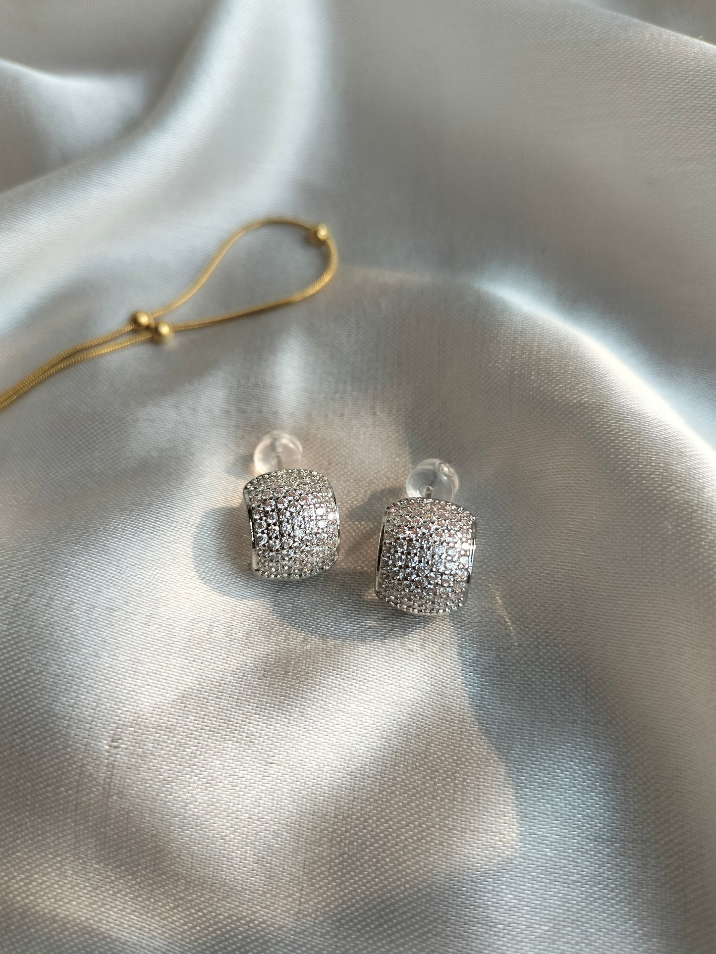 Aurora Shine Stud-Silver