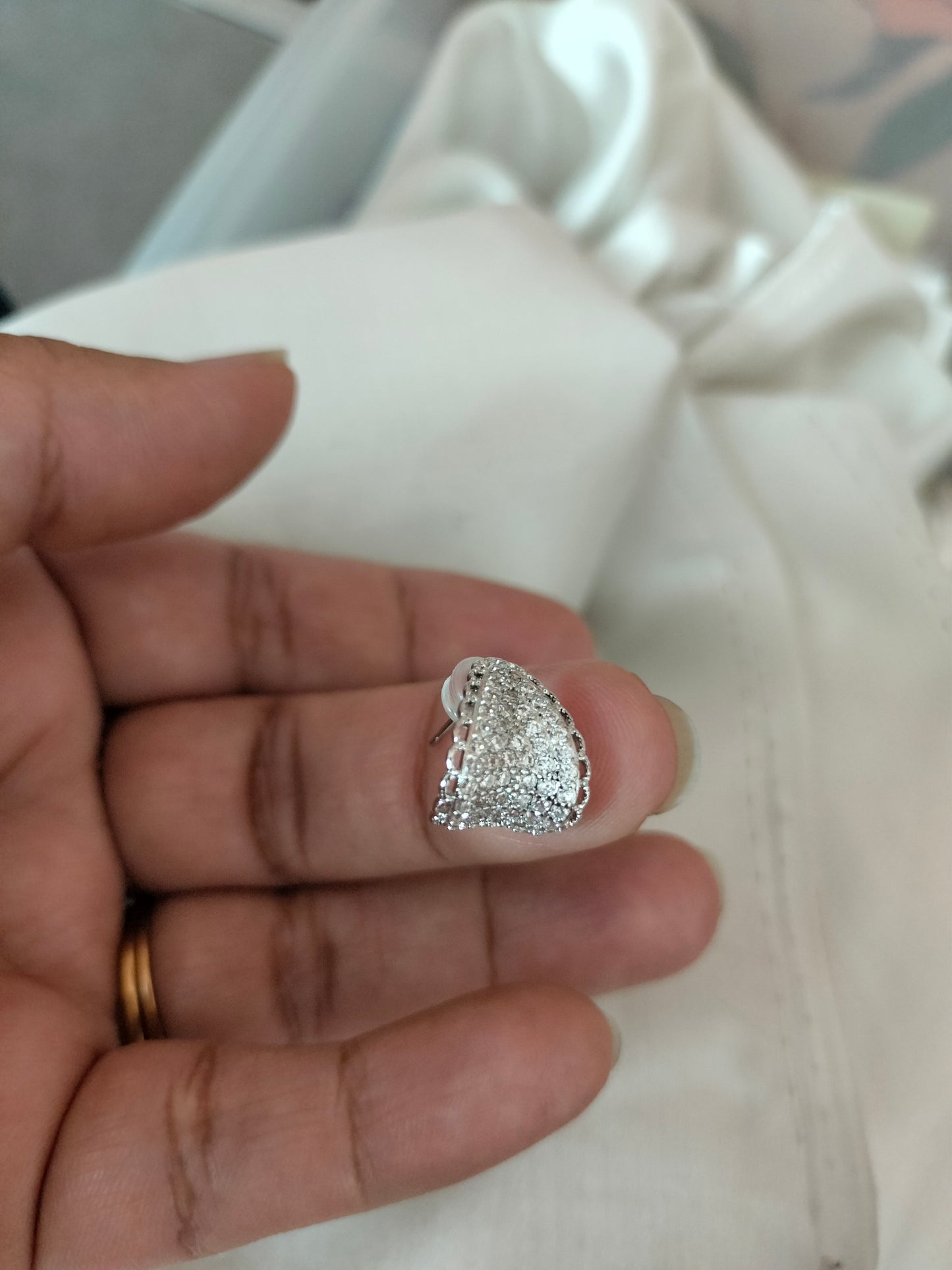Aurora Shine Stud-Silver 02
