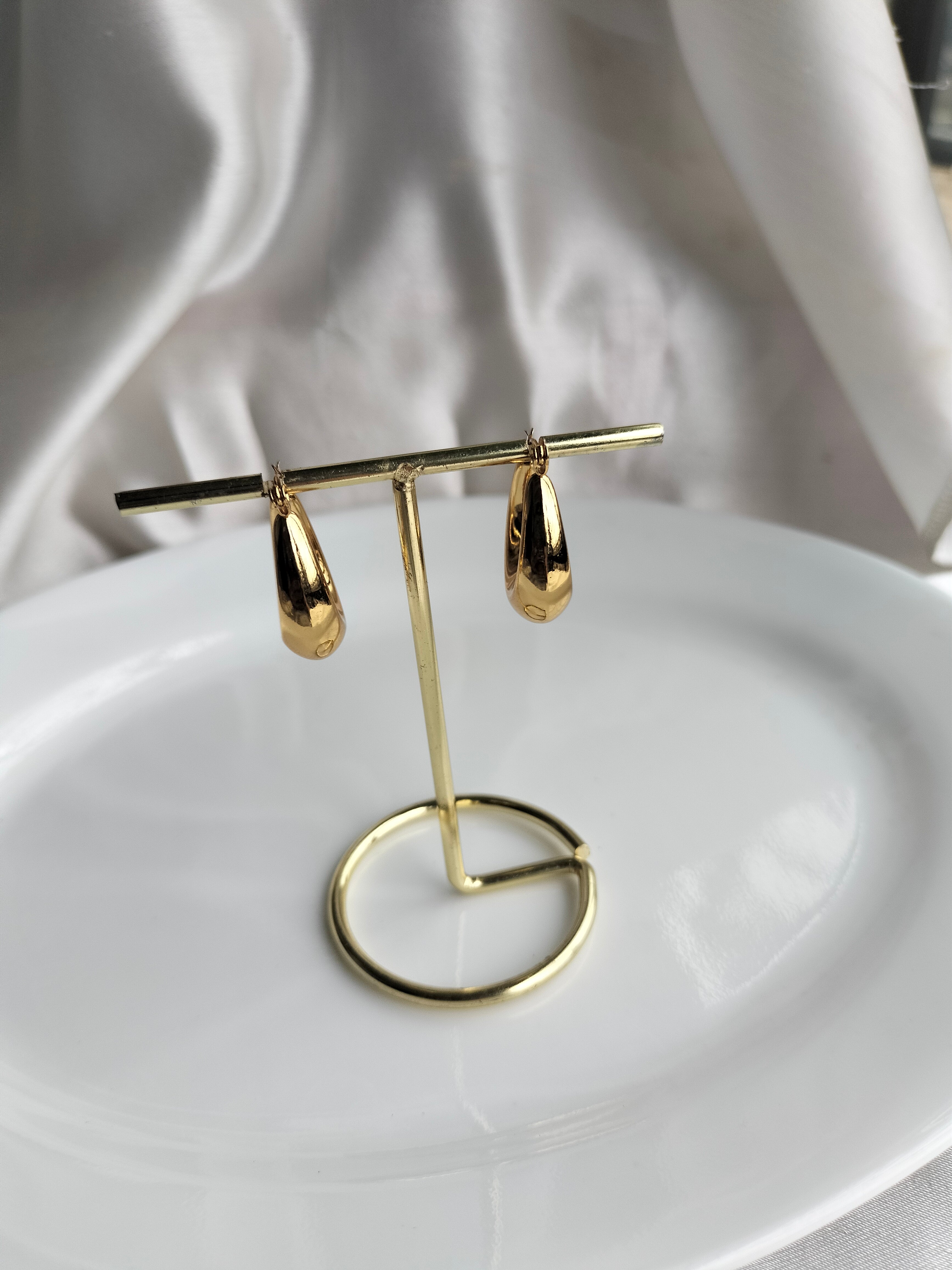 Metallic Chunky hoop
