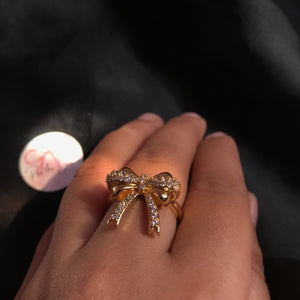 White Stone Bow finger ring