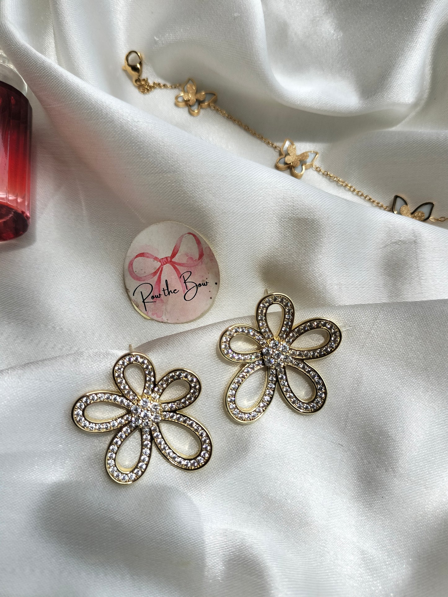 Floral golden penta Leaf Earring