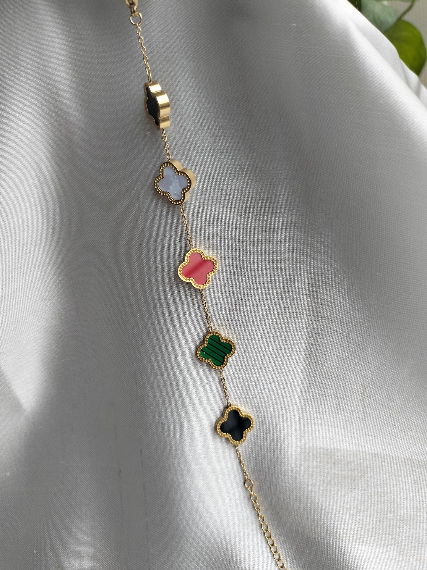 Multi colour clovar titanium chain bracelet