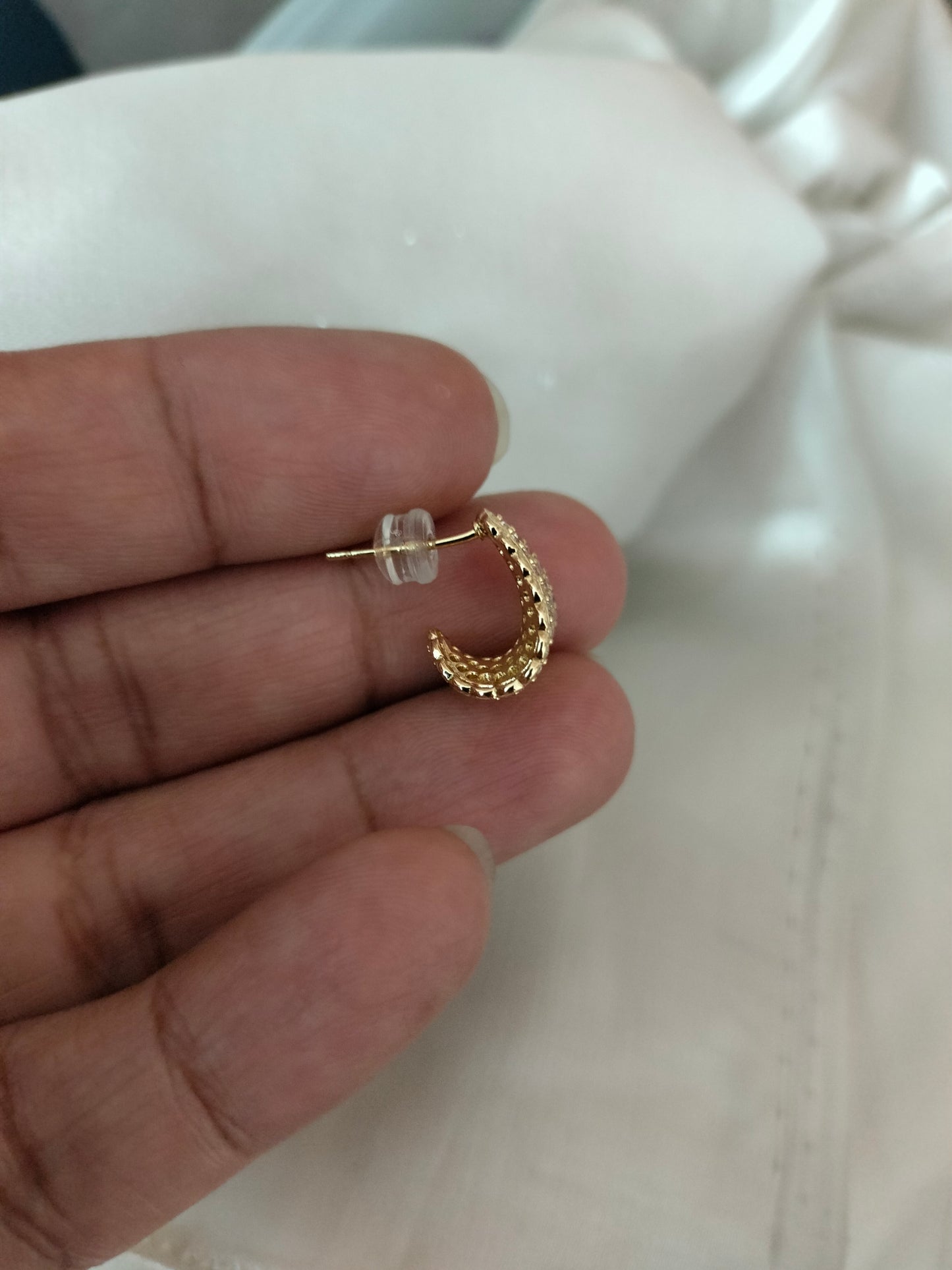 Aurora Shine Stud-Golden 02