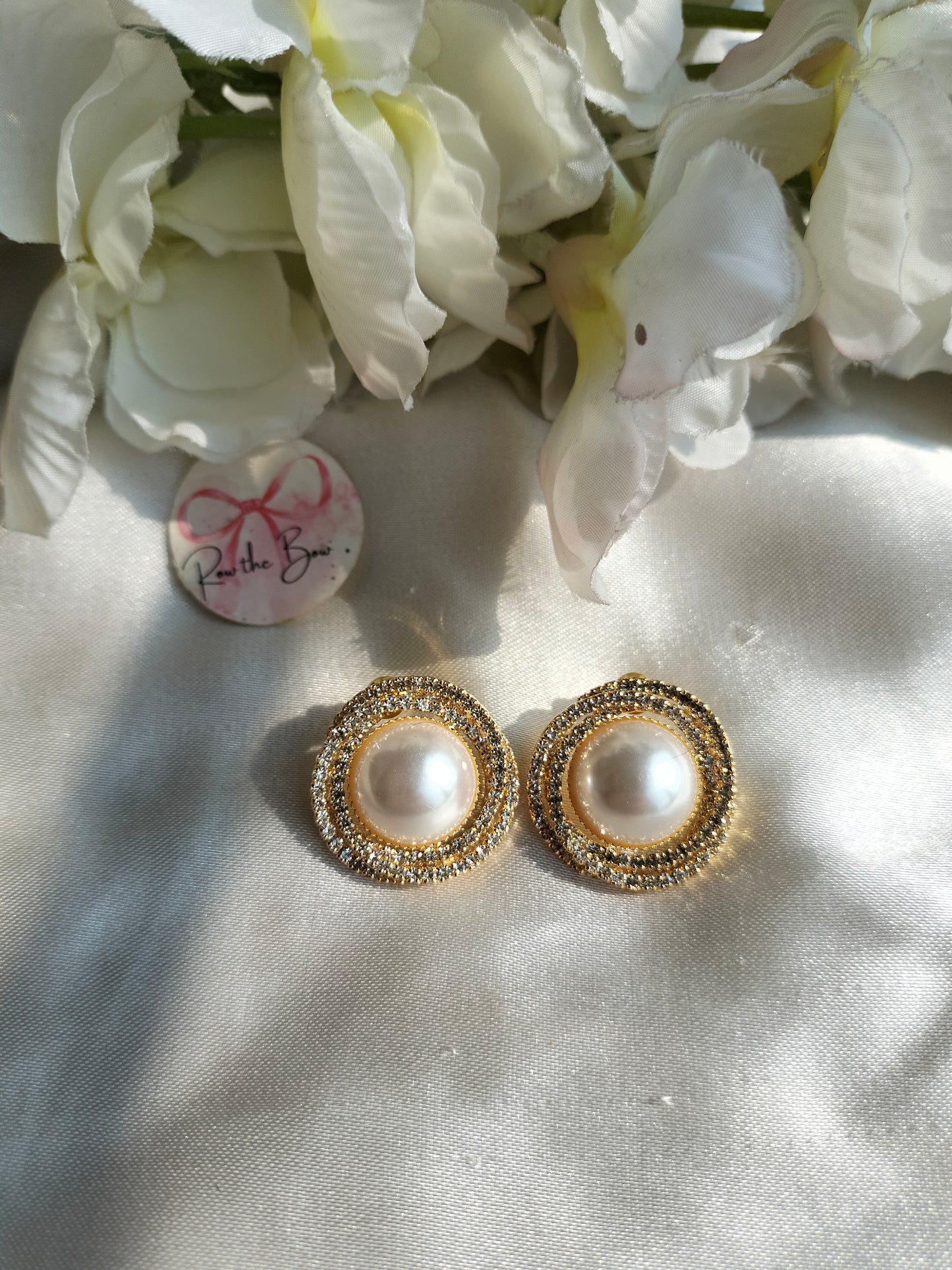 Pearl Nest Stud golden-02