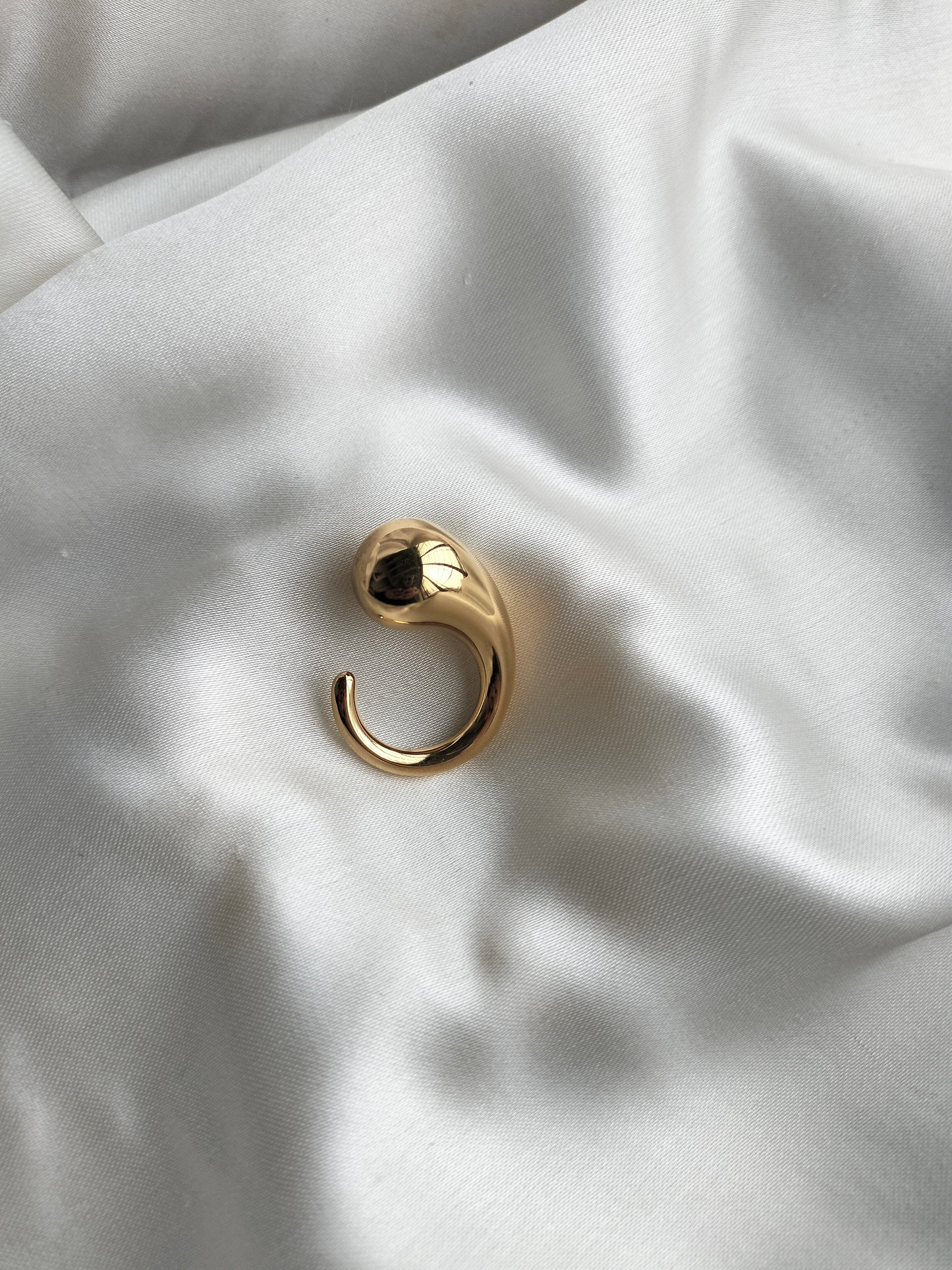 Drop Finger Ring