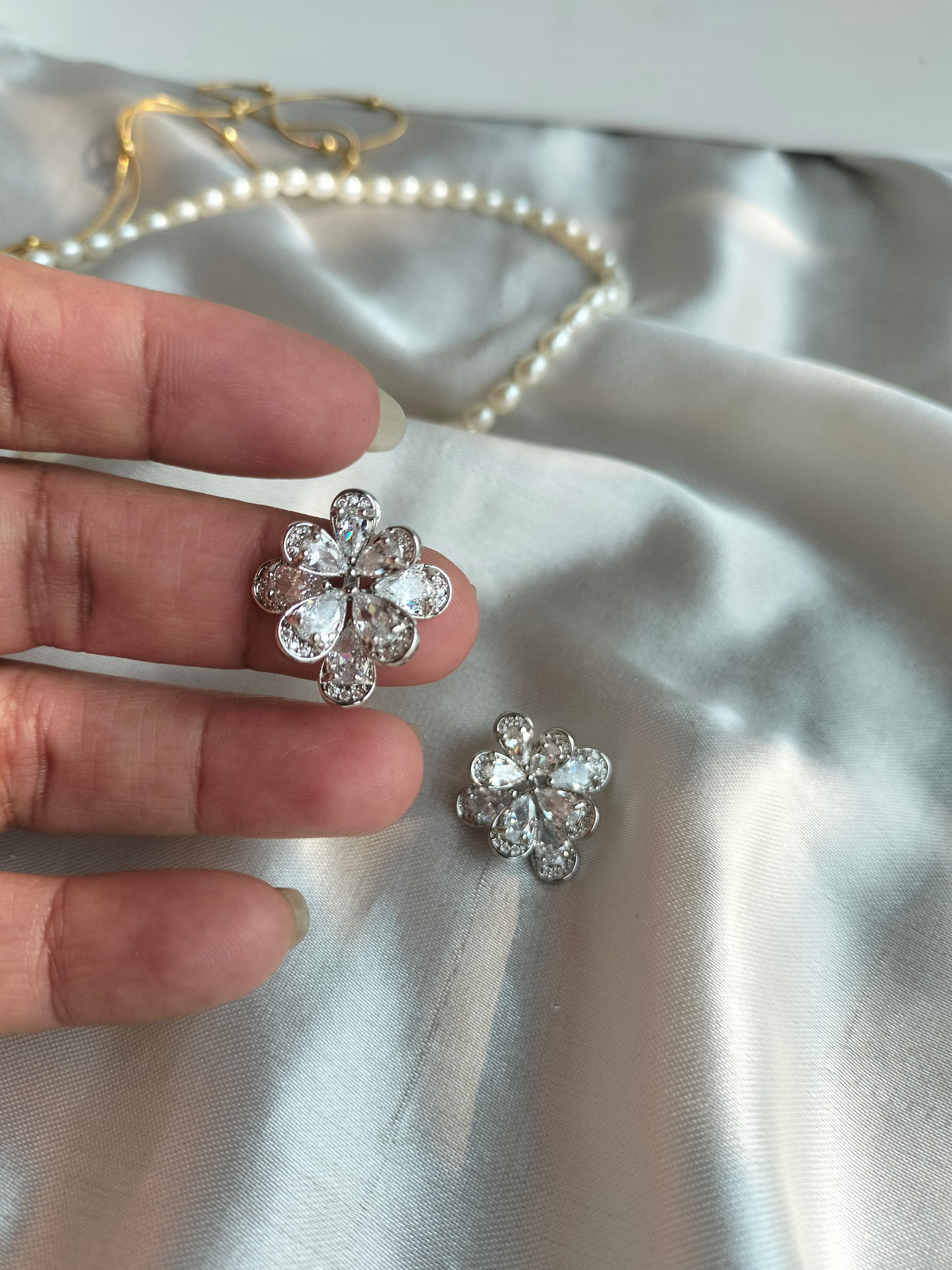 Silver Floral Zircon Earring