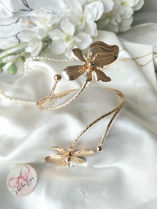 Golden Floral Arm Cuff