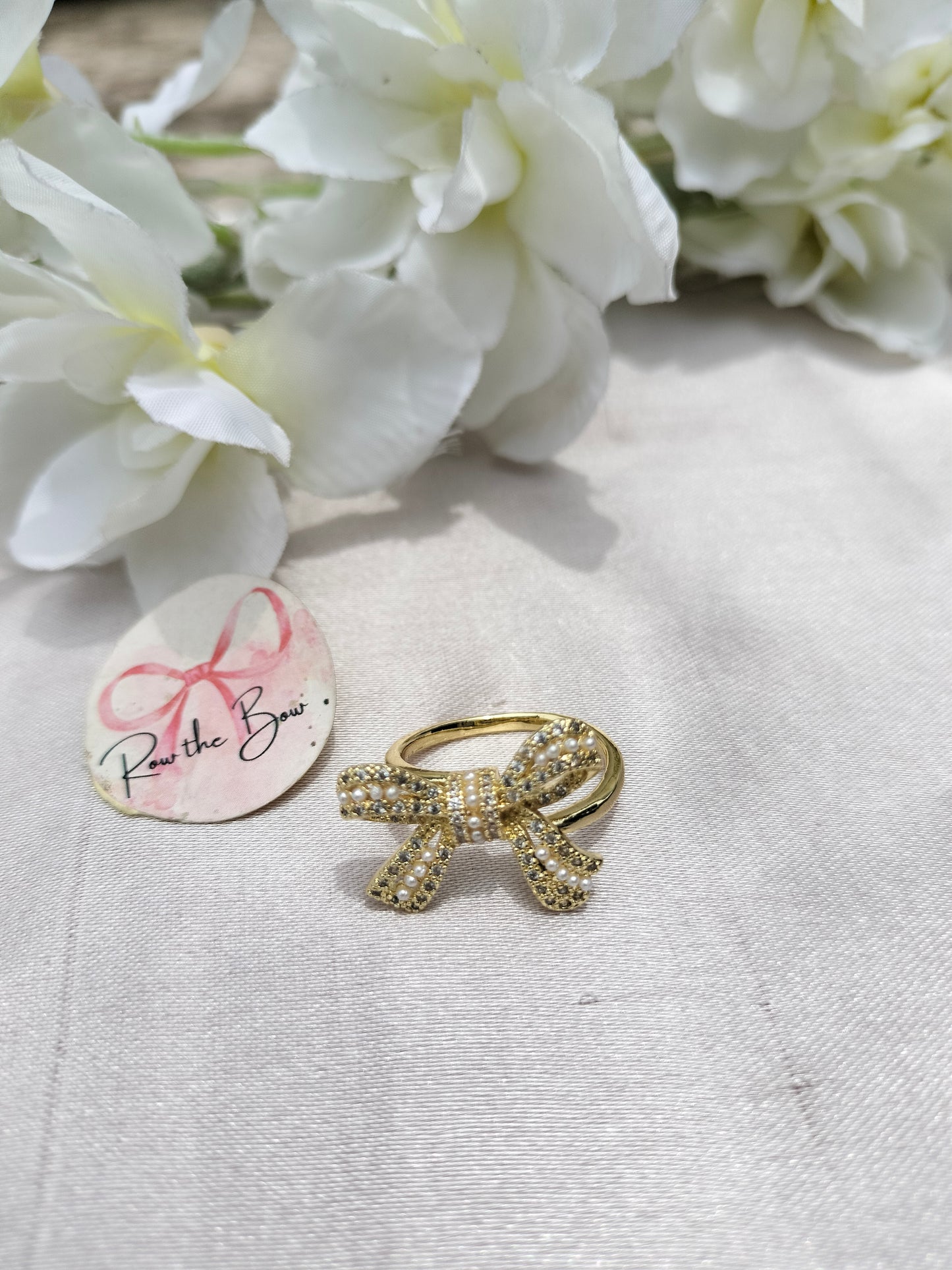 Bow pearl Ring Golden