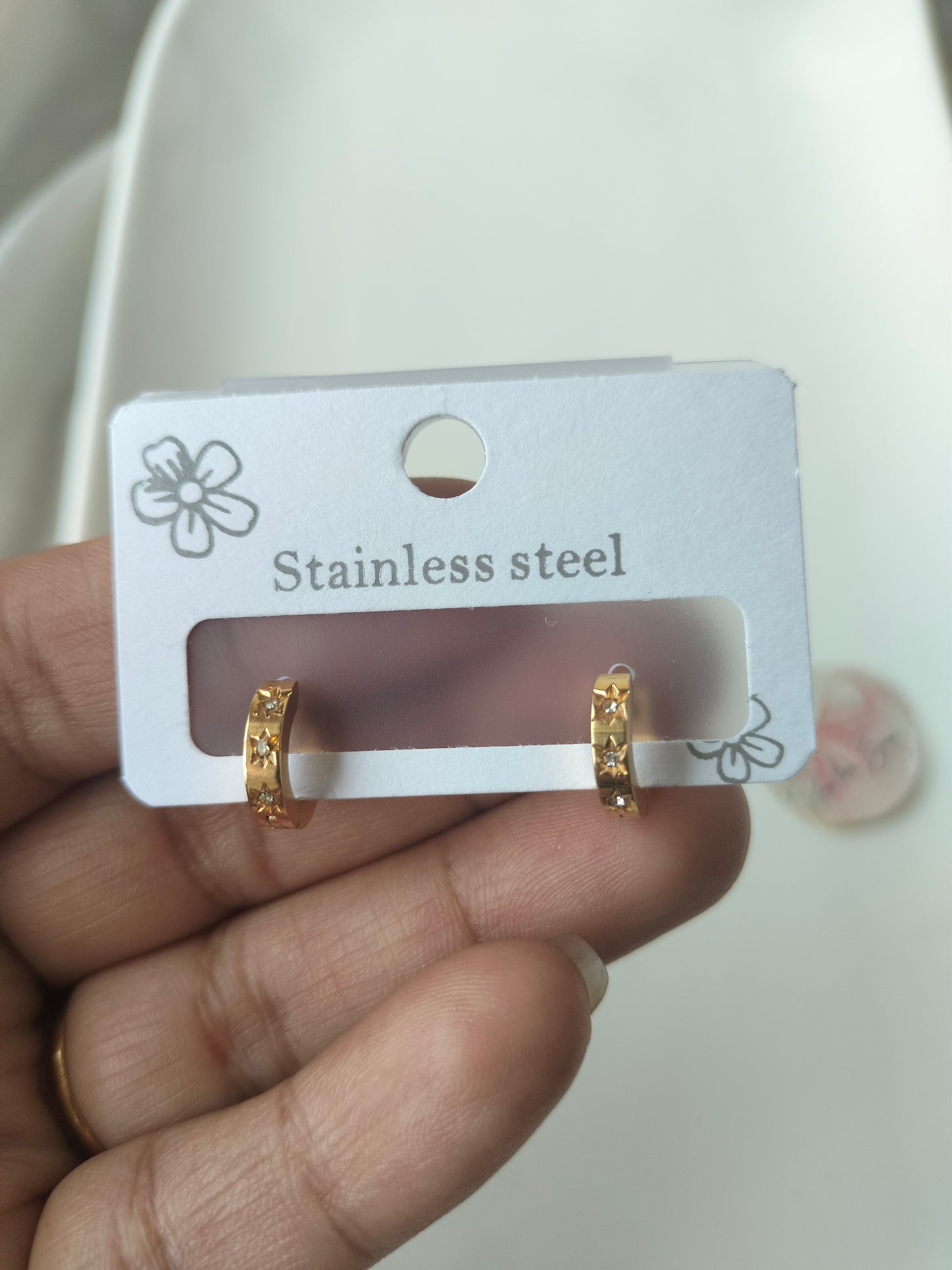 Star studded metallic hoop