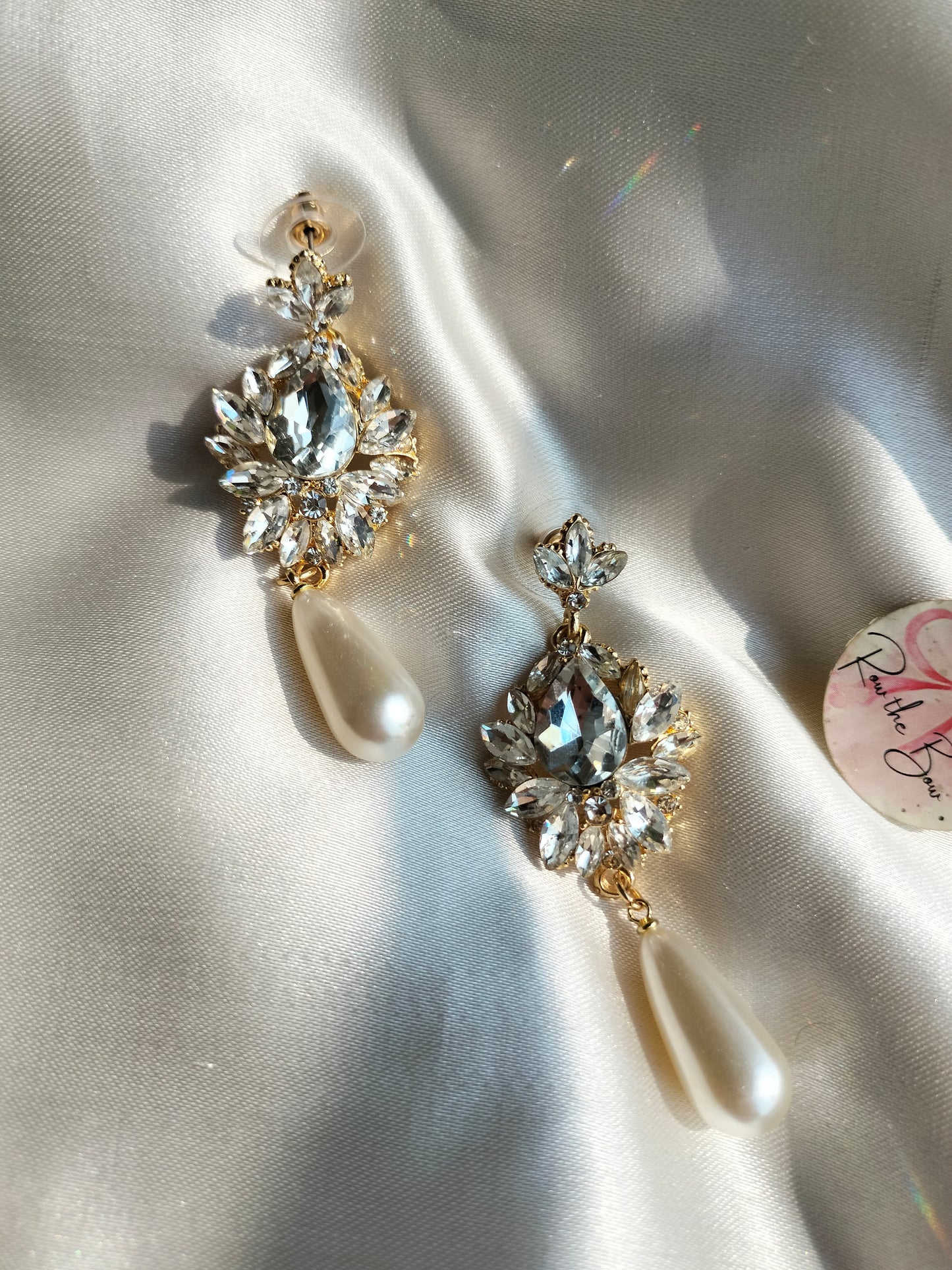 Pearl Dangle Floral Earring