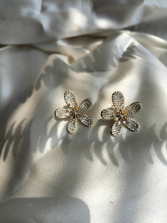 Penta Petal Floral Golden