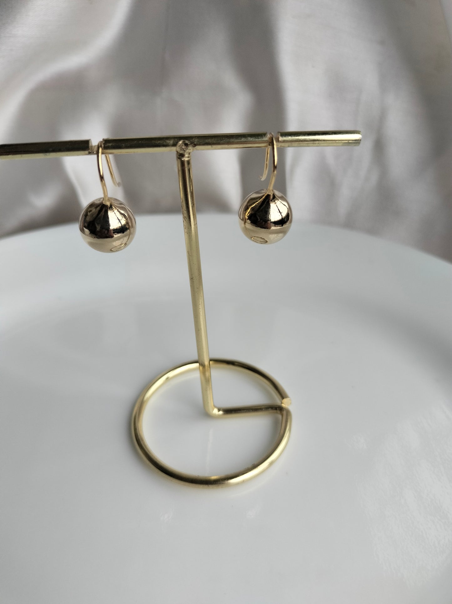 Golden Drop Ball Metallic