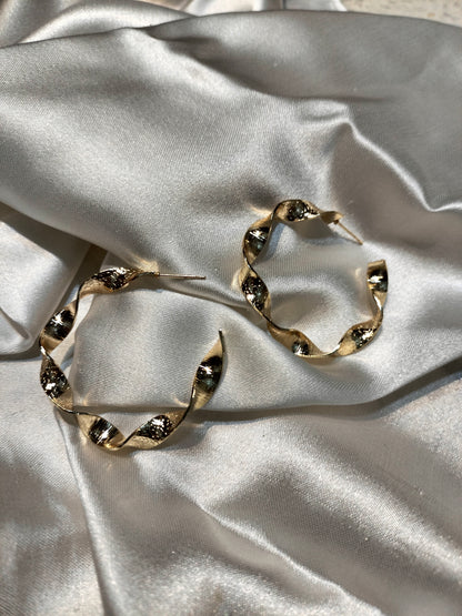 Twisted Metallic hoop
