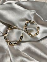 Load image into Gallery viewer, Twisted Metallic hoop
