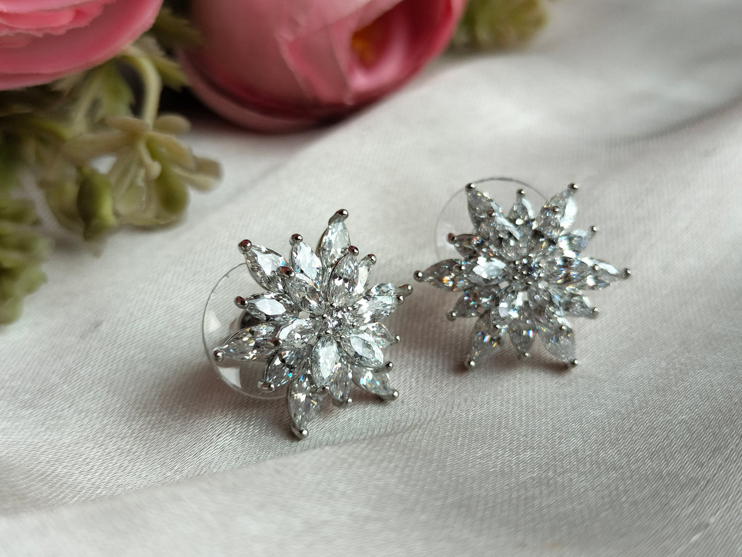 Snowflake Floral Silver