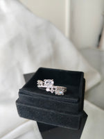 Load image into Gallery viewer, Zircon Stone Ring 03
