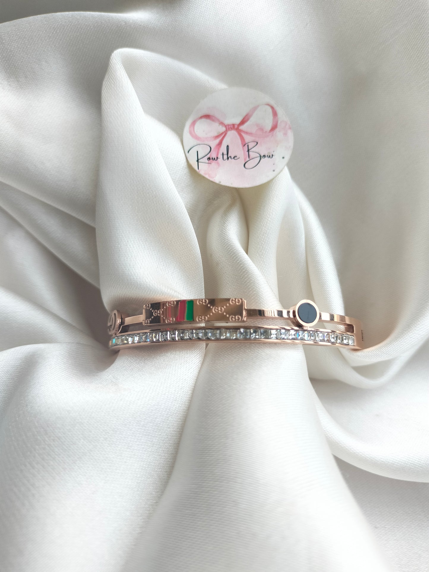 Gussi rimmed Titanium bracelet