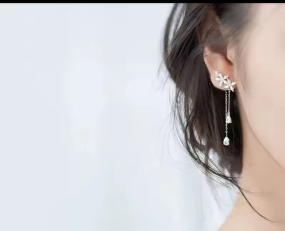 Silver Floral Chain Earring