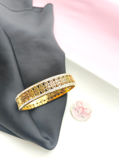 Floral bangle bracelet