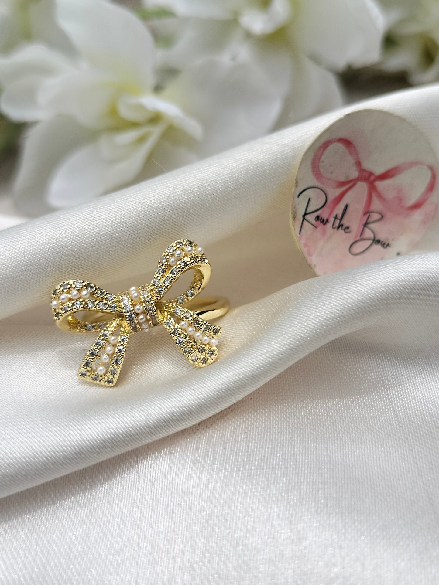 Bow pearl Ring Golden