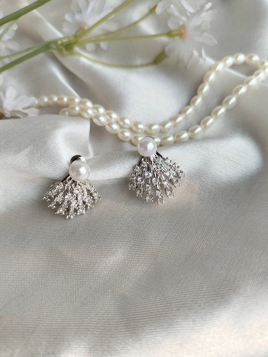 Pearl Zircon Nest Silver