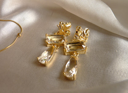 Golden drop down earring
