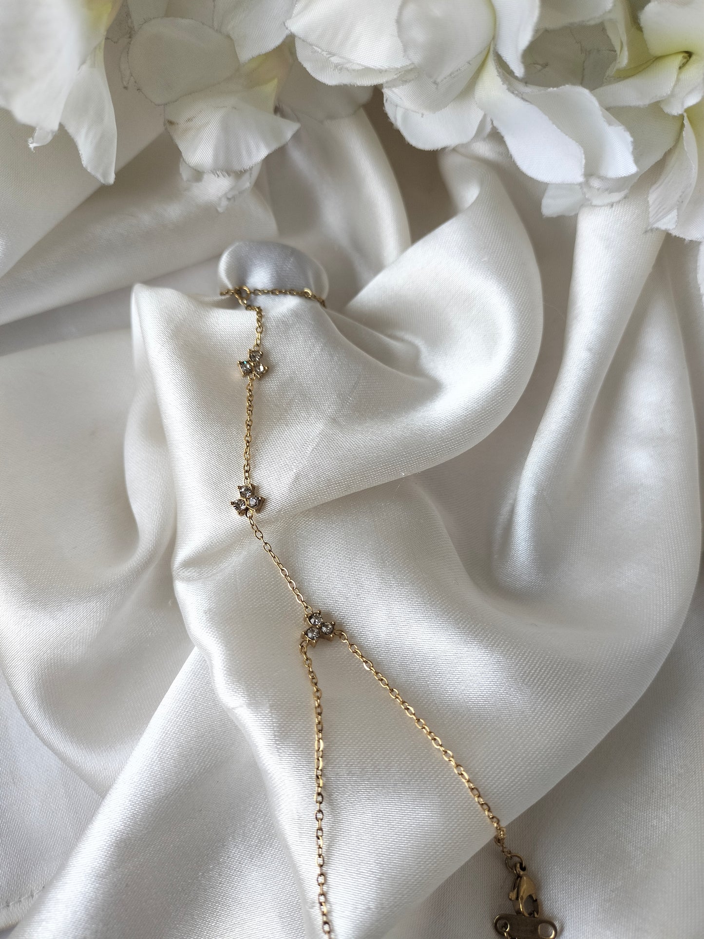 Aliban Ring Chain Bracelet