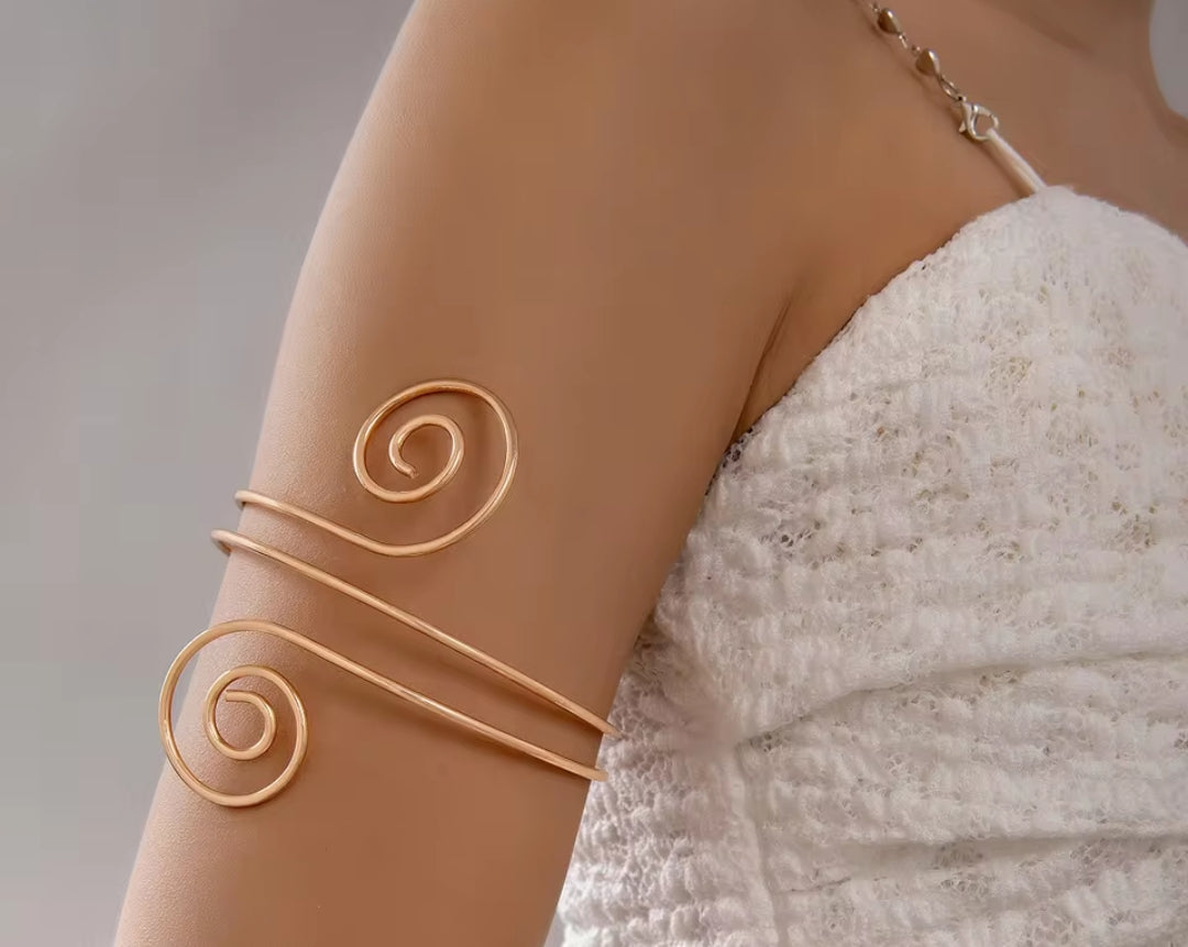 Golden Circle Arm Cuff