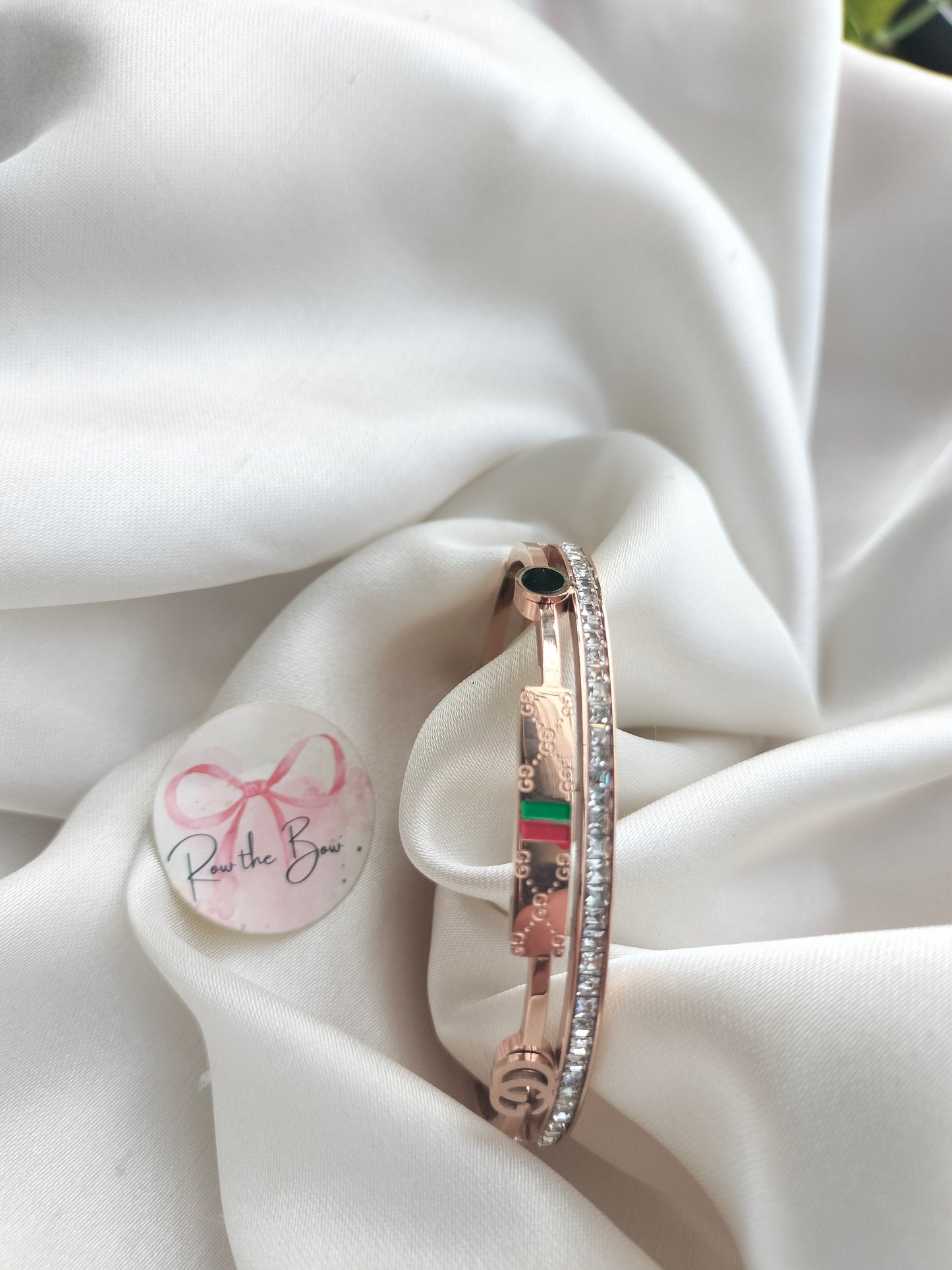 Gussi rimmed Titanium bracelet