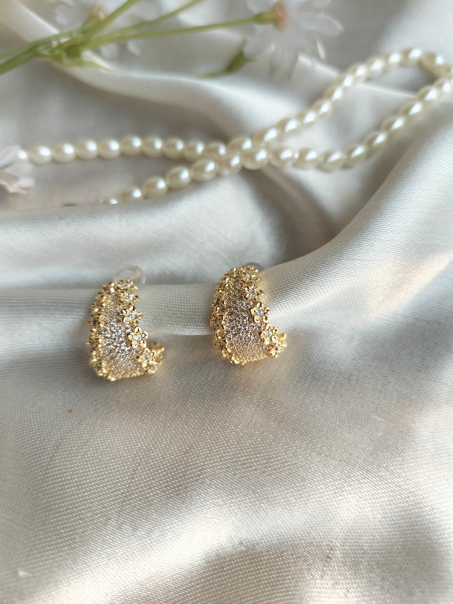 Stony Half Circle Golden -001