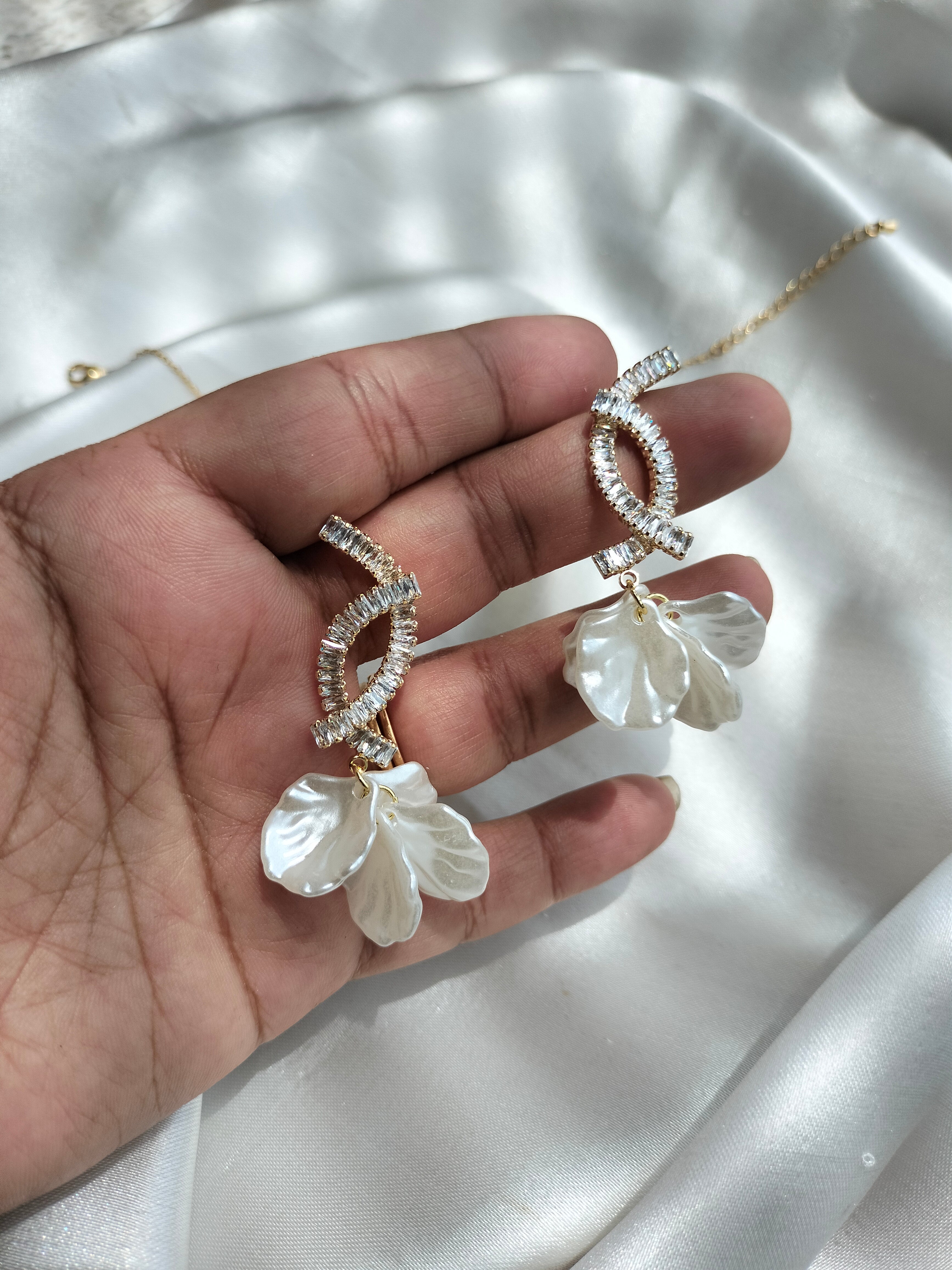 Leaf Stone Earring