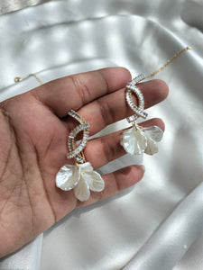 Leaf Stone Earring