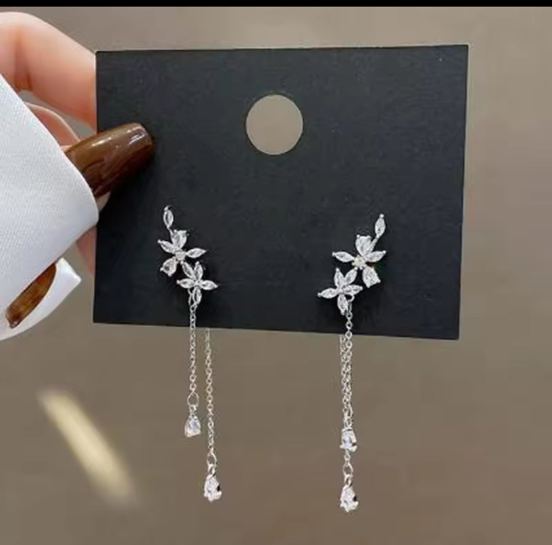 Silver Floral Chain Earring
