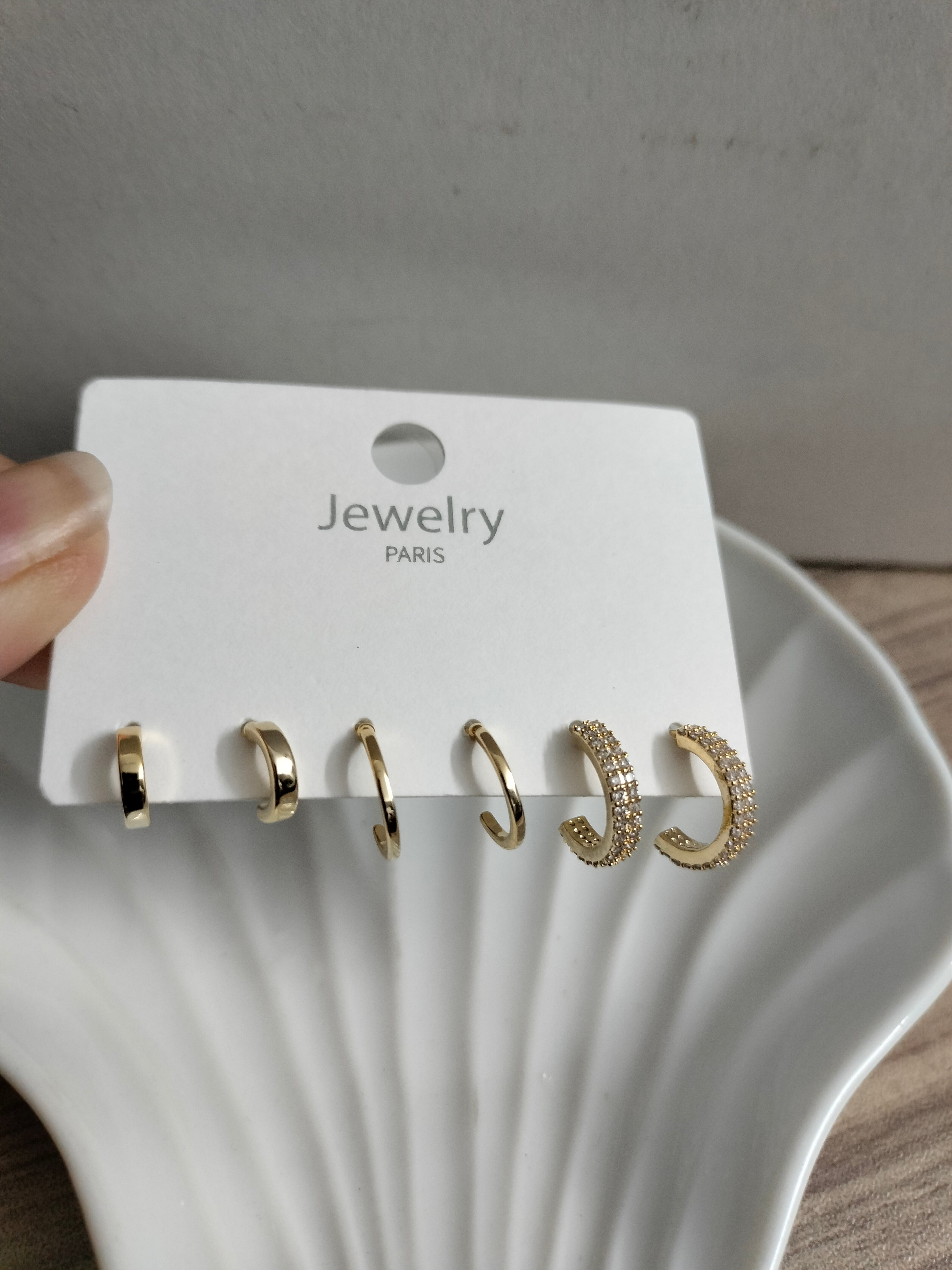 Golden Stud Set