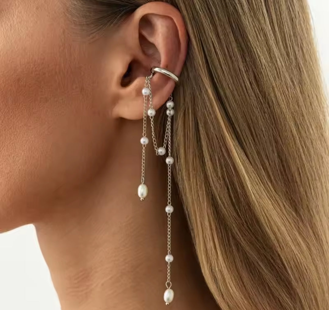 Pearl Dropdown Cuff